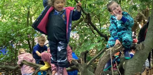 ATW Reception News – Rainbow fish, Poetry day and composition of the numbers 3 and 4