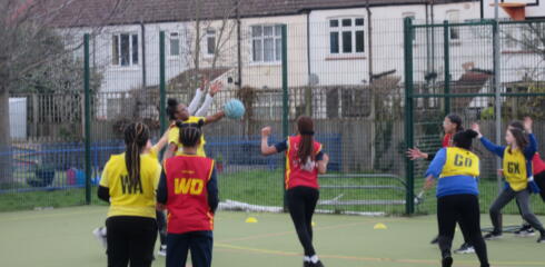 EPS Netball team ends season unbeaten