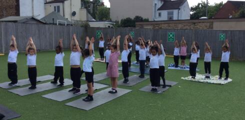 BINF: Mindfulness Yoga In The Sun…